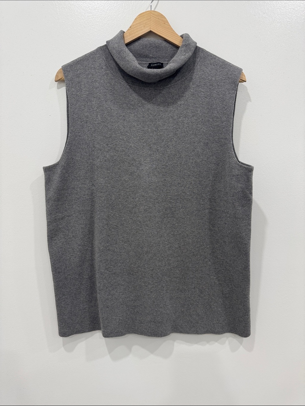 Talbots Gray Turtleneck Sleeveless Sweater XL